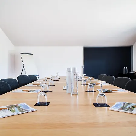 Le Domaine De Baulieu, Singuliers מלון