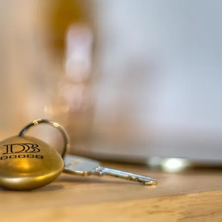 מלון Le Domaine De Baulieu, Singuliers