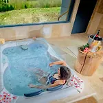 Le Domaine De Baulieu, Singuliers Hotel Auch