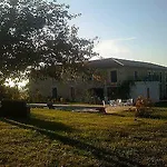Hotel Le Domaine De Baulieu, Singuliers