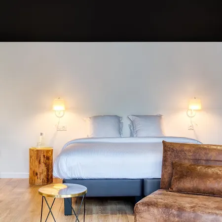 Le Domaine De Baulieu, Singuliers Hotel