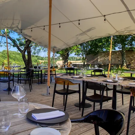 Le Domaine De Baulieu, Singuliers