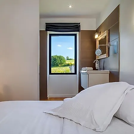 Hotel Le Domaine De Baulieu, Singuliers 4*