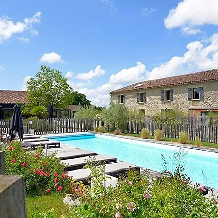 Le Domaine De Baulieu, Singuliers