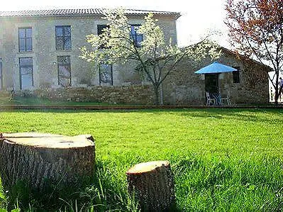 Le Domaine De Baulieu, Singuliers