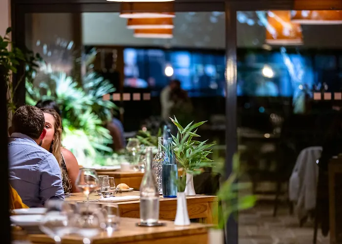 Hotel Le Domaine De Baulieu, Singuliers